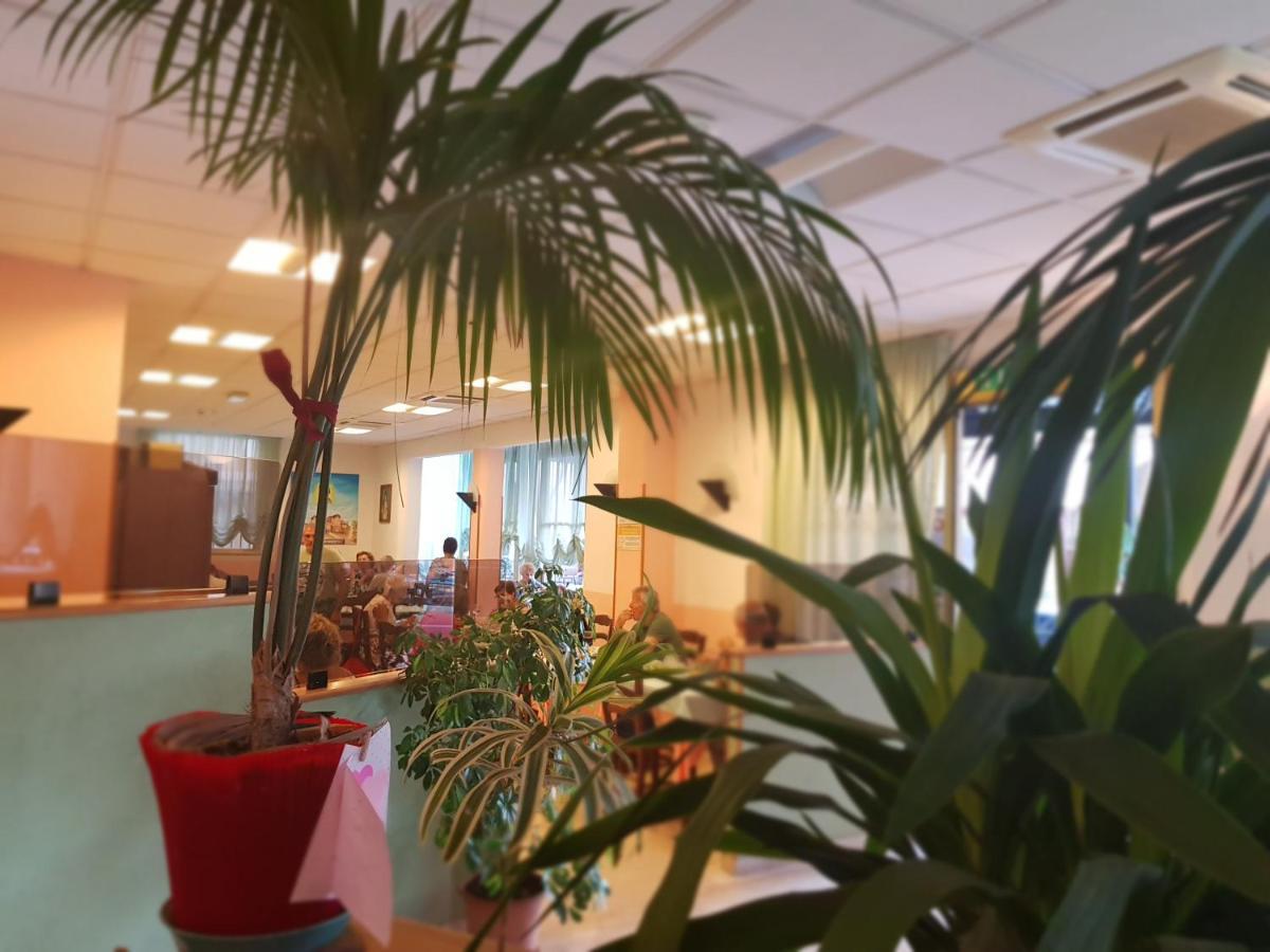 Hotel Romantica Rimini Eksteriør bilde
